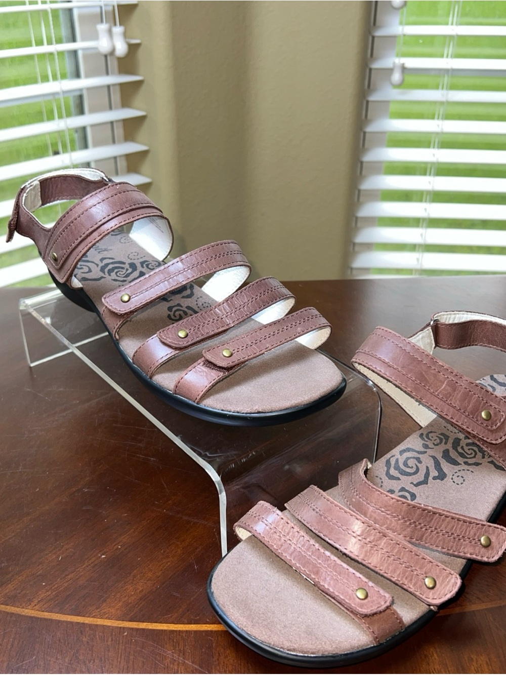 Propet Women Aurora Wedge Sandal Sz 9.5W(D) Brown Hook and Loop Straps Comfort - Picture 11 of 13